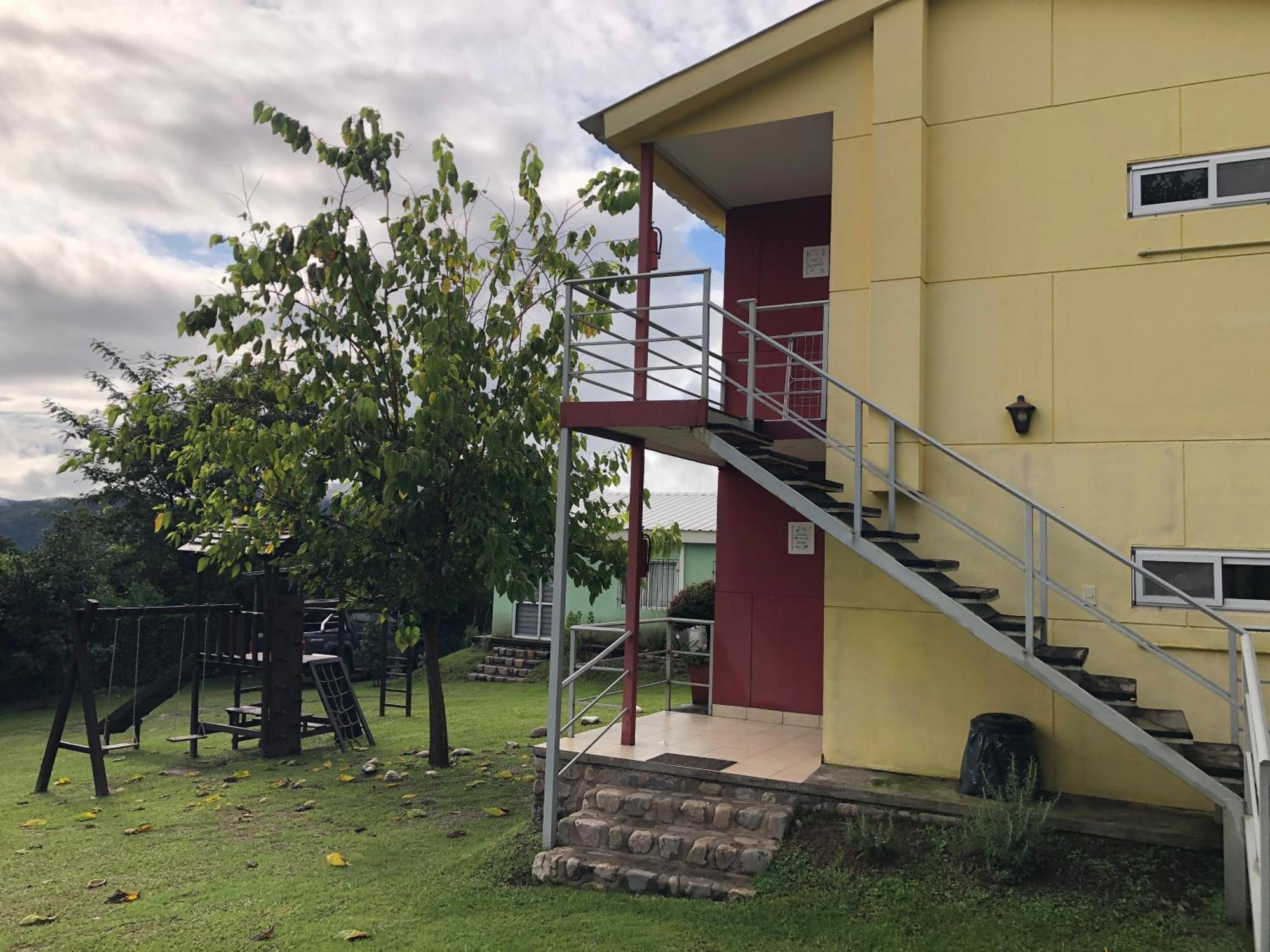 Casitas De Campo Wara Kusi En Las Afueras De La Ciudad De Salta Vaqueros Exterior photo